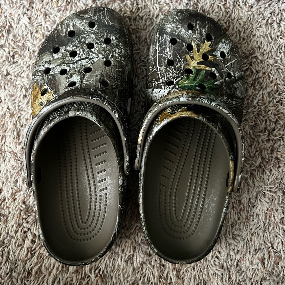 Camo crocs